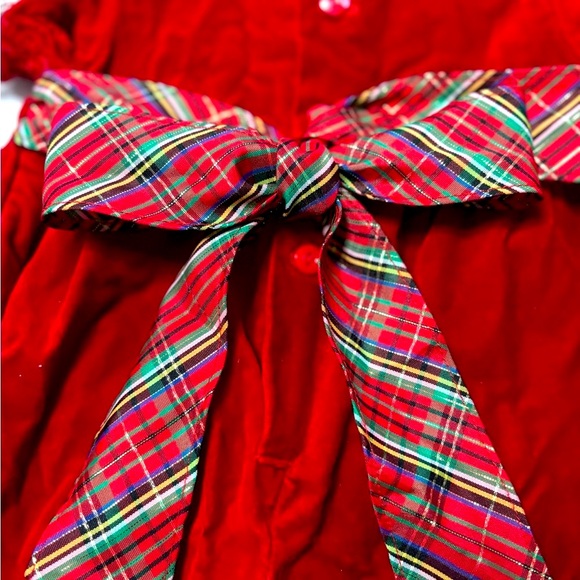 B.T. KIDS RED VELVET TODDLER CHRISTMAS ROMPER ROSETTE COLLAR SZ 6-9 MO. - Picture 12 of 14